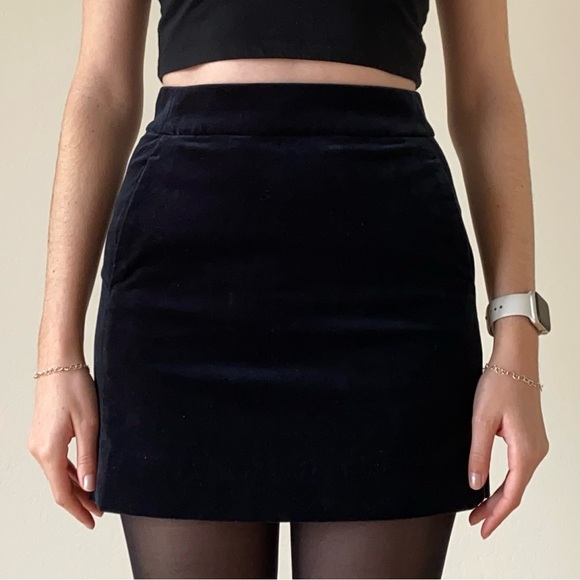 J Crew Dark Blue Black Velvet High Waisted Mini Skirt 2 - Picture 4 of 8